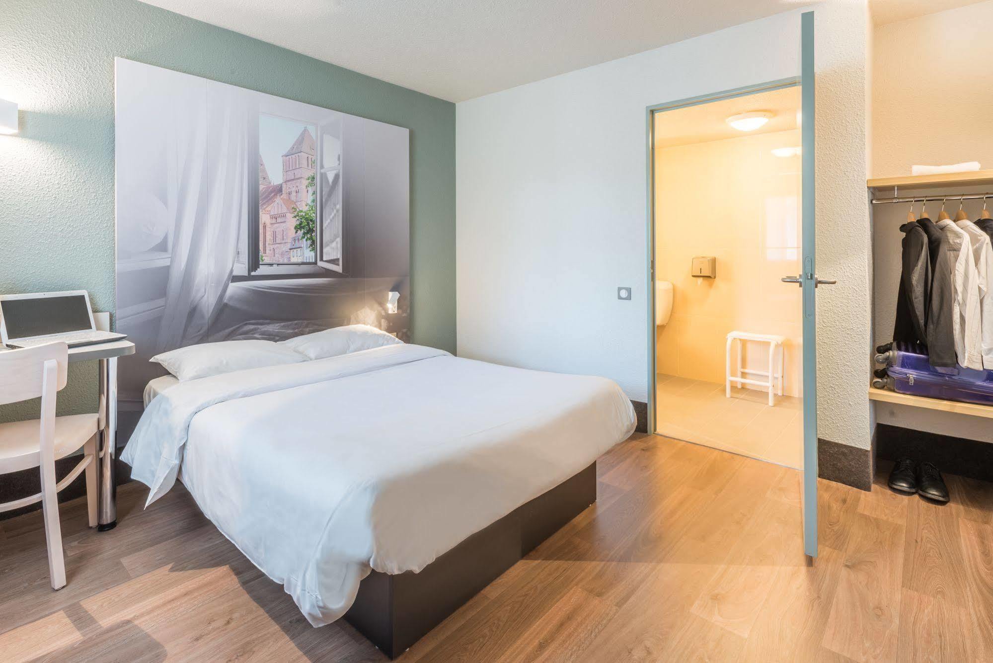 B&B Hotel Creil Chantilly Kültér fotó