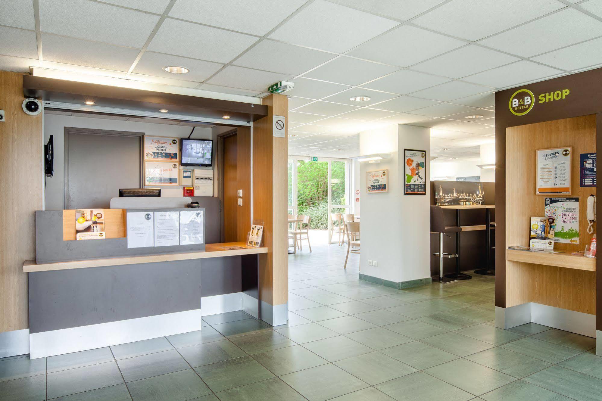 B&B Hotel Creil Chantilly Kültér fotó