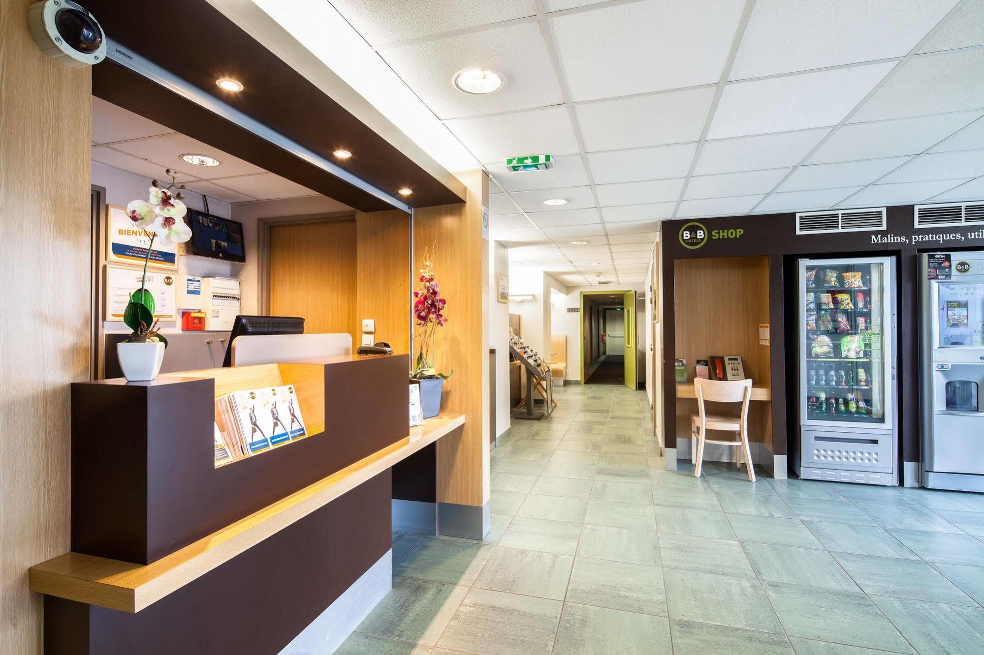B&B Hotel Creil Chantilly Kültér fotó
